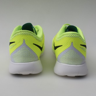 
Кроссовки Nike Free 5.0 - это идеальное сочетание легкости, гибкости и естестве. . фото 4