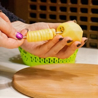 Нож для фаршировки овощей предназначен для вырезания в овощах аккуратного отверс. . фото 10