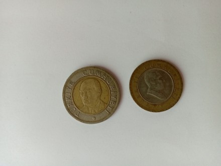 Турецкая лира и 50 курушей 2005 годов.
Две монеты продаются вместе. Цена 100 гр. . фото 3