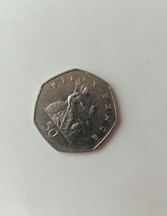 Монета 50 Пенсов Англия 2003 год.
В подарок дам еще 1 Пенни 1994 год.
Без торг. . фото 2