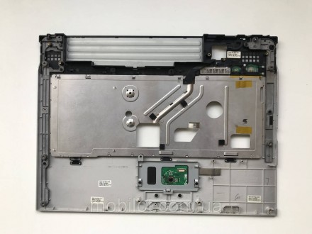 Часть корпуса поддон и стол к ноутбуку Samsung R40Plus. Есть повреждение и следы. . фото 4