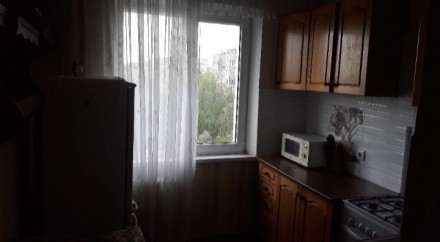 Квартира в гарному стані
Меблі
Окремі кімнати
Холодильник, пральна,тв, мікров. Автовокзал. фото 8