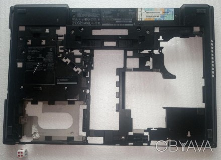 Нижня частина корпуса (поддон) з ноутбука HP EliteBook 8560p 8570p 641182-001 гр. . фото 1