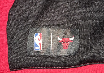 Подростковая кофта-безрукавка с капюшоном Adudas Chicago Bulls, 100%-cotton, на . . фото 6