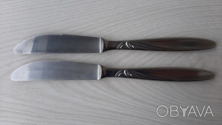 Столовые Ножи Solingen Rostfrei (2 шт)

Германия, винтаж
Длина рукоятки 11,9 . . фото 1