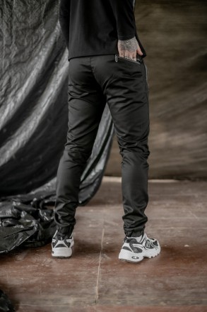
ІНФОРМАЦІЯ ПРО ПРОДУКТ
Чоловічі звужені котонові штани чорні джоггери трикотажн. . фото 6