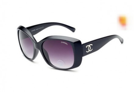 Солнцезащитные очки Chanel 9925
Цена без чехла
Чехол можно приобрести отдельно -. . фото 2