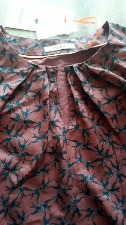 Шифонова блузка для дівчаток. 
Розміри : 134-140
Польща
 
 . . фото 3