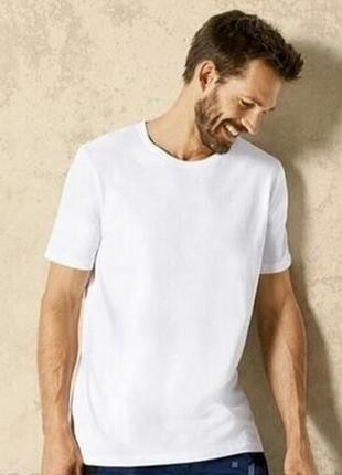Мужская базовая футболка livergy (Германия) - Белая
Мужская белая футболка от не. . фото 2