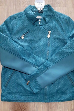 Женская куртка комбинированая Featuring Англия р М
Полуобхват груди: 50 см
Ширин. . фото 3