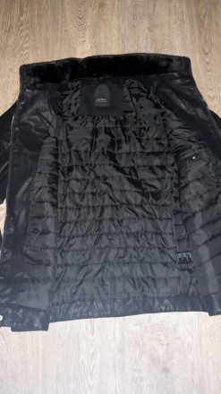 Стильная качественная итальянская куртка от бренда Sorbino
Спереди 2 кармана на . . фото 4