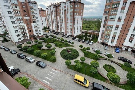4-комнатная квартира, 110 кв.м. Ивано-Франковск. фото 1 4-комнатная квартира, 110 кв.м. Ивано-Франковск. фото 1