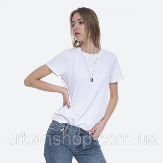 
ПОЛНОЕ ОПИСАНИЕ
длина до пояса
Женская футболка A. P. C с короткими рукавами
кр. . фото 2