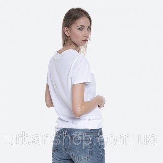 
ПОЛНОЕ ОПИСАНИЕ
длина до пояса
Женская футболка A. P. C с короткими рукавами
кр. . фото 4