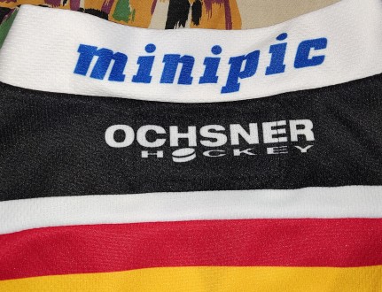 Хоккейный свитер Ochsner Suisse National Team,  размер-XL, длина-78см, под мышка. . фото 7