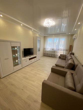 Сдаю 2к.квартиру 4/9 пр.Юбмлейный ТРК Украина с ремонтом. Харків. фото 1 Сдаю 2к.квартиру 4/9 пр.Юбмлейный ТРК Украина с ремонтом. Харків. фото 1