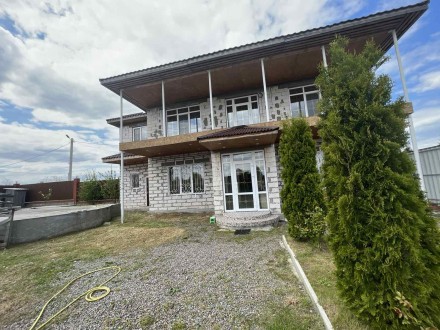 Продаж  нового будинку. Броварський р-н,  с. Гоголів, 140м,2 поверхи, 1й пов.  п. . фото 2