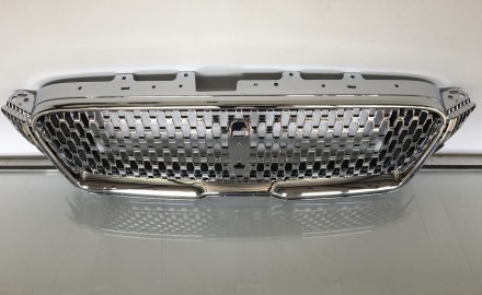 Верхняя решетка переднего бампера Lincoln MKZ (Линкольн) 2017, 2018, 2019 год хр. . фото 3