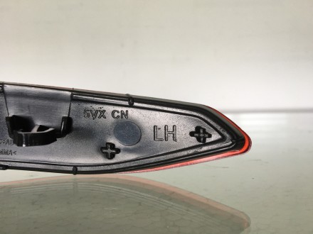 Отражатель катафот заднего бампера левый VW Jetta 2019-2021 новый 
Код запчасти:. . фото 11