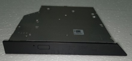 DVD-RW привод з ноутбука Fujitsu Amilo Li3910 TS-L633

Стан гарний. Без пошкод. . фото 2