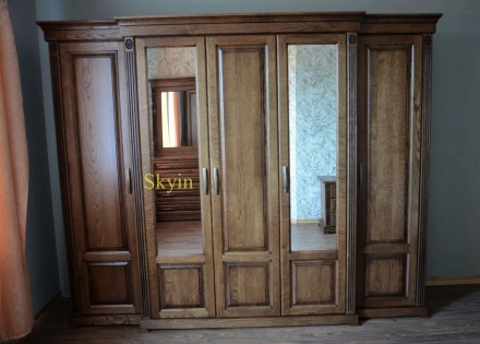 Пропонуємо дубову 5-дверну шафу Аліса в сучасному класичному стилі. 

Цін. . фото 4