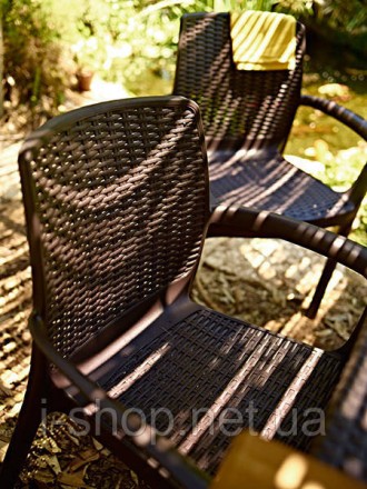 Стул садовый пластиковый Keter Bali, коричневый
Пластиковый стул с подлокотникам. . фото 5