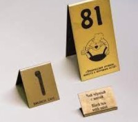 Таблички на стіл, виготовлення настільних табличок на замовлення. . фото 6 Таблички на стіл, виготовлення настільних табличок на замовлення
матеріал — мета. . фото 6