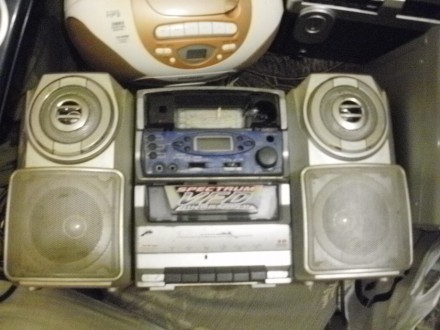 Терміново до продажу магнітофон(магнітолу) Панасонік з касетою диском та ФМ прий. . фото 5