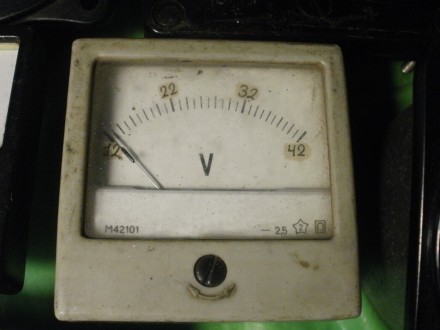 Терміново до продажу багато різноманітних вимірювальних приладів вольтметрів амп. . фото 13