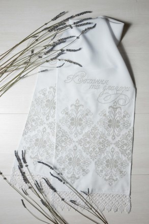 
Украинский свадебный рушник.
 Вышивка гладью.
Размер 180*31 см 
Материал:габард. . фото 5
