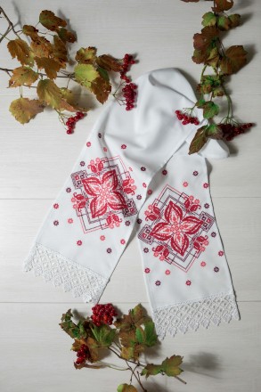 
Украинский свадебный рушник для перевязки рук
 Вышивка крестиком.
Размер 150*20. . фото 2