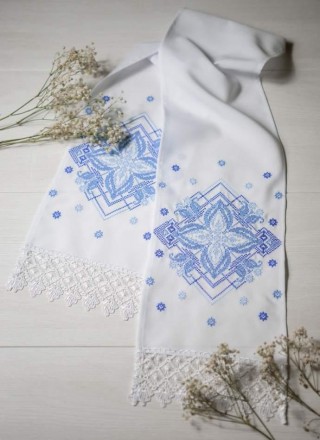 
Украинский свадебный рушник для перевязки рук
 Вышивка крестиком.
Размер 150*20. . фото 3