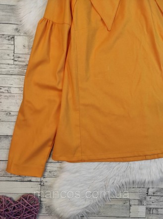 Женская блуза оранжевого цвета с большим отложным воротником
Состояние: б/у, в х. . фото 4