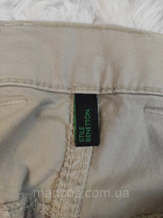 Женские брюки Benetton бежевого цвета с накладными карманами
Состояние: б/у, в о. . фото 8