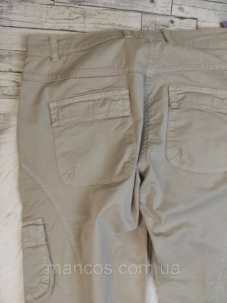 Женские брюки Benetton бежевого цвета с накладными карманами
Состояние: б/у, в о. . фото 7