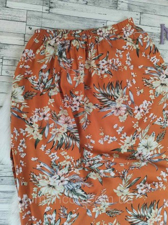 Женская длинная юбка оранжевая с цветочным принтом с высоким разрезом 
Состояние. . фото 3