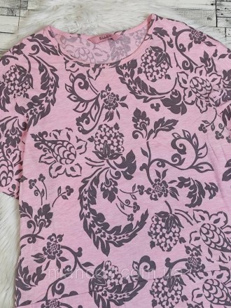 Женская футболка Ellen розовая с цветочным принтом 
Состояние: б/у, в отличном с. . фото 3