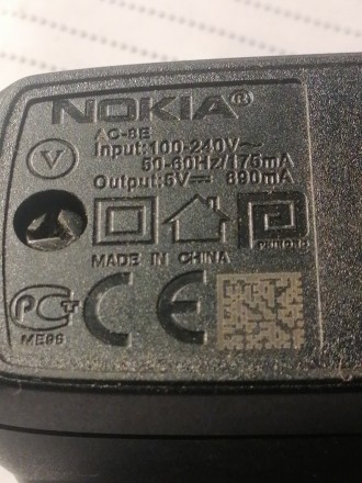 Продам бывший в употреблении зарядные устройства для телефонов Nokia 105. тонкая. . фото 6