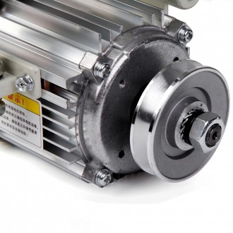 Безшумный двигатель (сервопривод) для промышленных швейных машин.

Мощность: 5. . фото 6