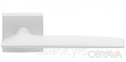 Ручка на квадратной основе Manital HYGGE QESB BIA белый
 
HYGGE QESB — дверная р. . фото 1