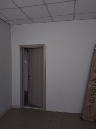 Сдам 2 комнатный офис в Цетре , м. Держпром , ул. Ю. Зойфера , вход с красной ли. Центр. фото 9
