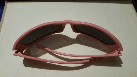 Совершенно НОВЫЕ детские солнцезащитные очки.

В необычной, яркой и футуристич. . фото 5