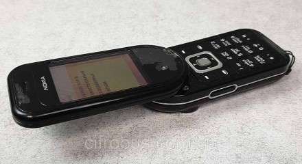 Телефон с поворотным корпусом, экран 2", разрешение 320x240, камера 2 МП, память. . фото 5