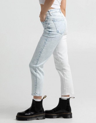 
Трендовые двухцветные джинсы из плотного качественного коттона. Завышенная тали. . фото 4