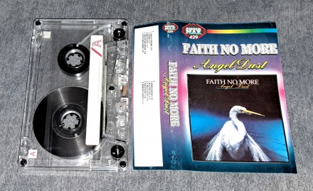 Продам Кассету Faith No More - Angel Dust
Состояние кассета/полиграфия VG+/VG+
. . фото 5