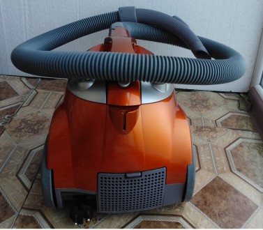 Продам циклонный (без мешка) пылесос 'delfa' Djc-605. Мощность 1800w. . . фото 6