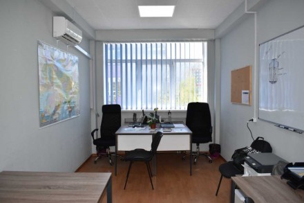 В оренду пропонуються офісні приміщення з кабінетною системою, що розташовані за. . фото 5