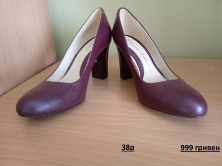 Продам женские туфли (лодочки)
Сделаны из натуральной кожи
Размер 38
Каблук 8. . фото 2