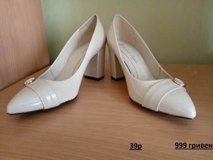 Продам женские туфли лодочки марки Grand Style
Сделаны из натурального лака 
П. . фото 2