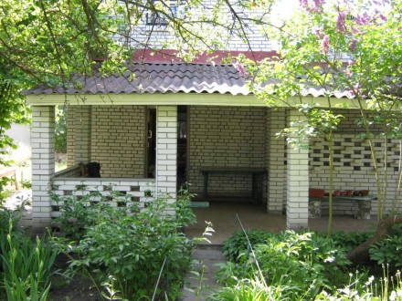 Сдам в аренду дачу на Русановских садах.

Сдам на летний период дачный домик. . . фото 3